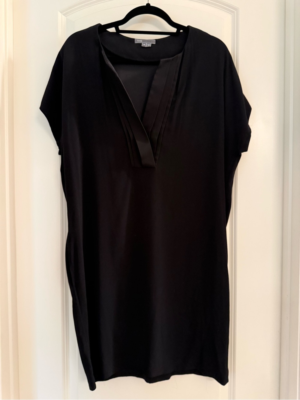 Vince Black V-Neck Short Sleeve Tunic Dress